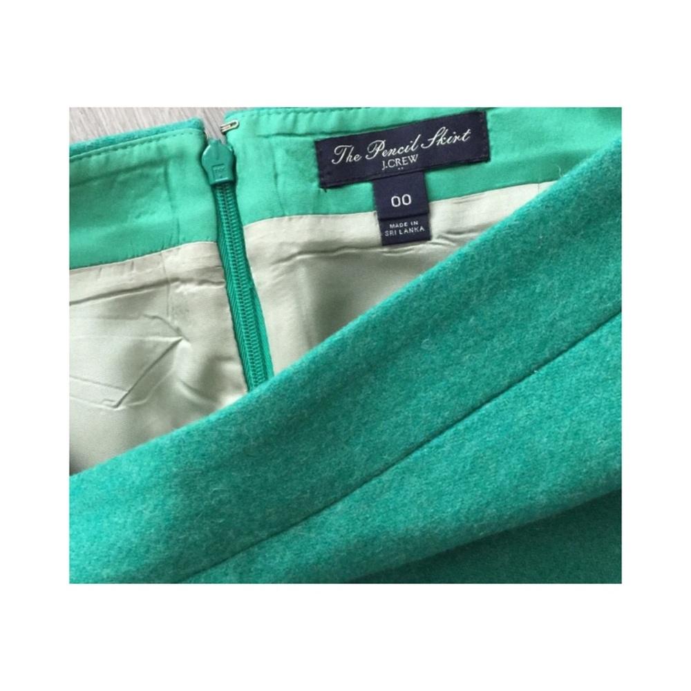 J. Crew • “The Pencil Skirt” Skirt - Picture 5 of 6